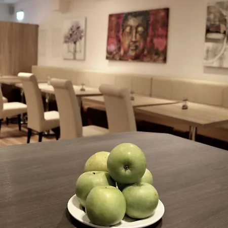 Minx - Cityhotels Otel
