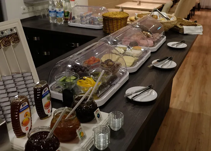 明科斯城市酒店 3*