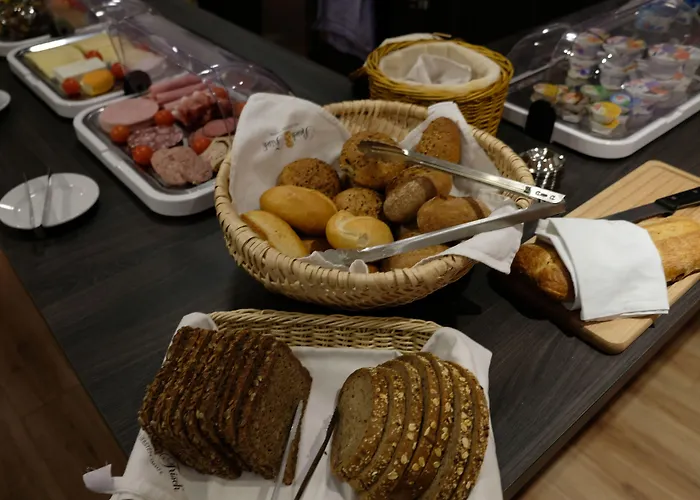 明科斯城市酒店 亚琛