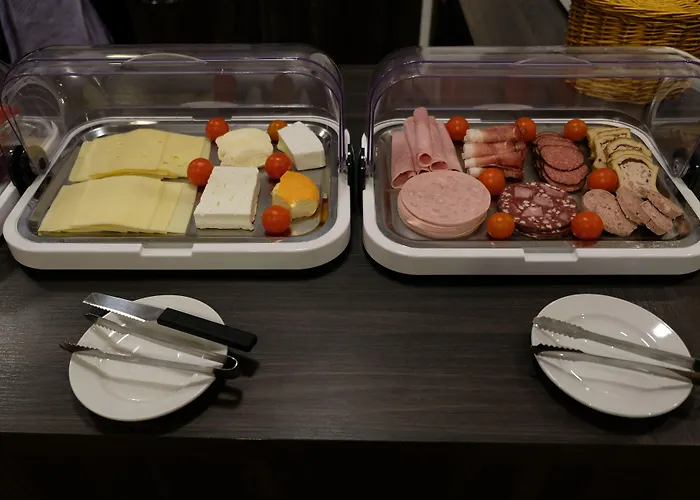 明科斯城市酒店 3*